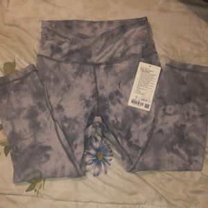 Lululemon Align Crop 21” Cross waist SOLD